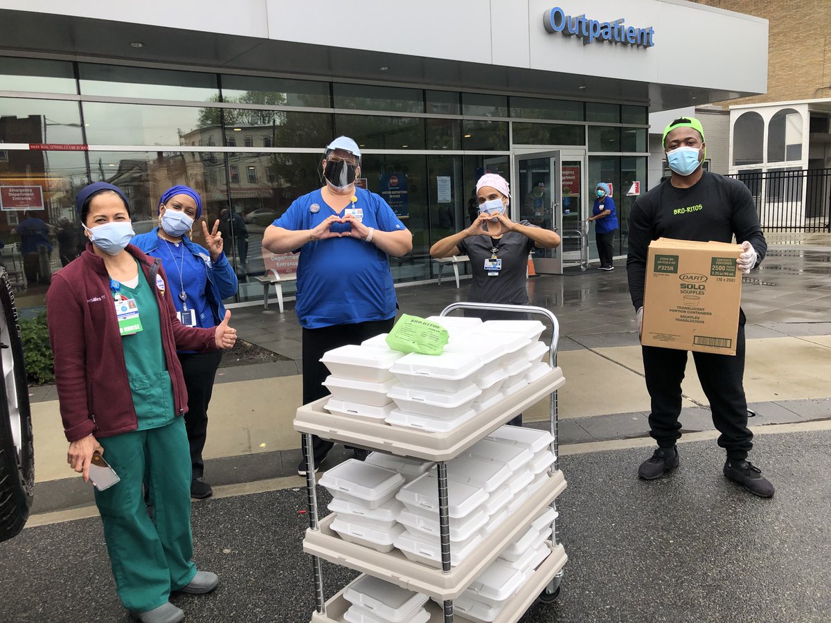Benjamin_Moore's tweet photo. Thank you healthcare workers! Benjamin Moore is pleased to support @frontlinefoodsnj- helping provide nearly 2,000 meals to medical staff in New Jersey working tirelessly on the front lines. #GivingMoore https://t.co/29aHwKVIUr