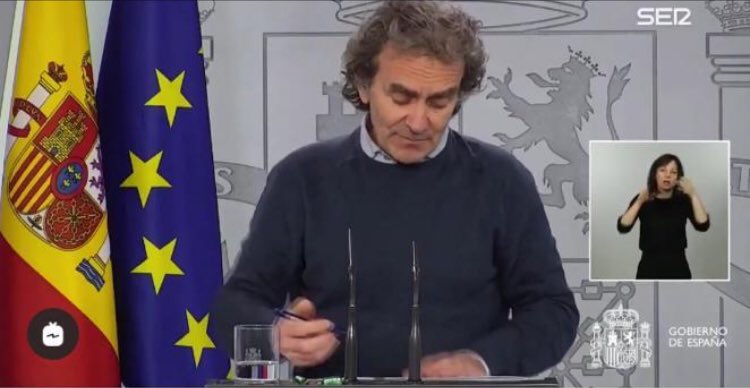 sorianoanabel's tweet photo. Admiración absoluta por su profesionalidad, su nivel de conocimiento, su responsabilidad, su saber estar y su infinita paciencia. No pasaría nada si le entregaran #FernandoSimonPremioPrincesadeAsturias https://t.co/JLpGLPOrBd