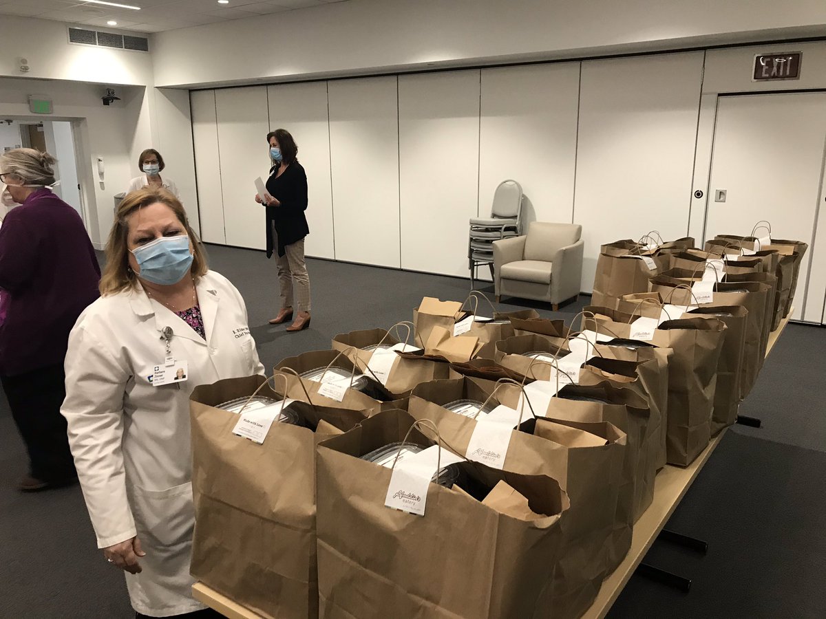 CraigTobiasRN's tweet photo. Love me some @aladdinseatery and I know our nurses did too! Thank you from Marymount nursing! @BarbZinner #InThisTogetherOhio https://t.co/3kcr5Cv6M0