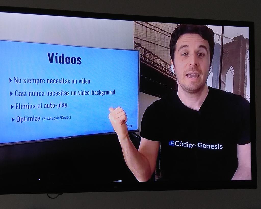 Muy fan de <a href="/nahuaibadiola/">Nahuai Badiola</a> y sus consejos para una #websostenible
Super interesante y muy bien contao, congrats!
#WCES