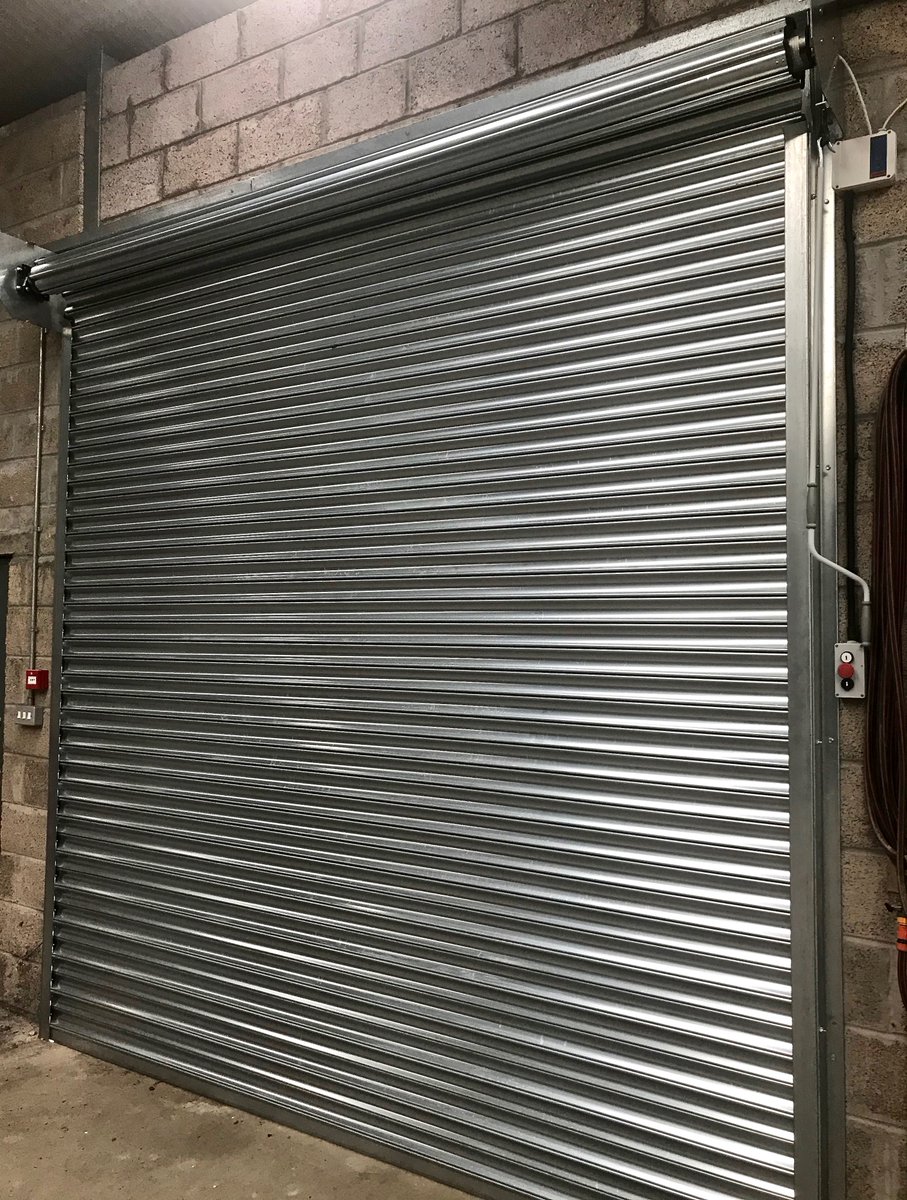 AESScotlandLtd's tweet image. R O L L E R  S H U T T E R
‍‍‍‍‍‍ ‍‍
AES (SCOTLAND) LTD recently installed industrial roller shutter door.
‍‍‍‍‍‍ ‍‍
#rollershutter #industrialrollershutter #aesscotlandltd