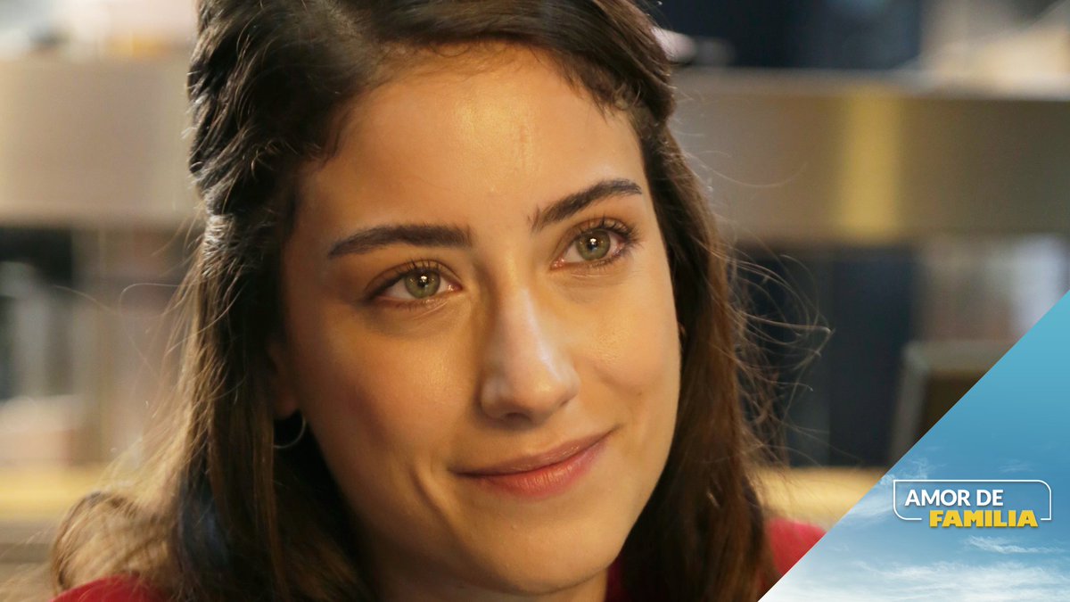 chilevision's tweet photo. Necesitamos que ya sea lunes para ver nuevamente a Filiz en #AmorDeFamiliaCHV 😍 https://t.co/e4i0rCyMKZ