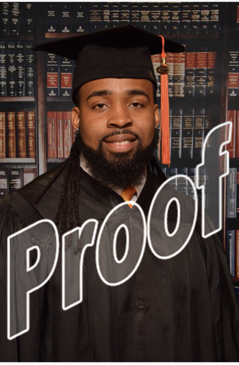 Ayo_Cease's tweet photo. Feels good to wake up and say I am a college graduate‼️‼️ choosing Grambling was the best decision I ever made in life. Degree secured, the journey shall continue #Classof2020 #ForeverGramFam 🎓🎓 https://t.co/fcIUM7J5LL