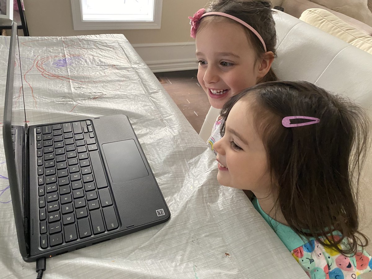 Mrs_DimasR's tweet photo. What a wonderful way to end the week! Avery (and little sis) got to see all the K3 friends on her class google meet! Thanks @StJamesk3s you made her day! She misses everyone dearly and was so thrilled to connect! 💓 @StJamesOCSB https://t.co/VRgzDVjLhP