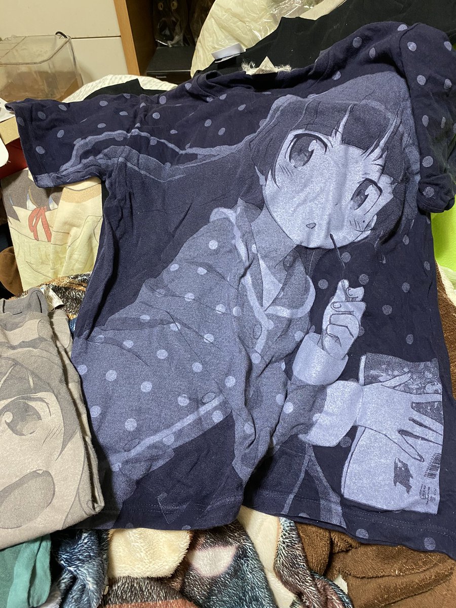 月猫 私の毎年のこれからの季節のお気に入りの十八番 笑 テイルズの公式筆文字tシャツ あと 俺の妹がこんなに可愛いわけがないの桐乃と黒猫tシャツに けいおんのあずにゃんtシャツ もちろん まだまだお気に入りはあるんだけど とりあえず