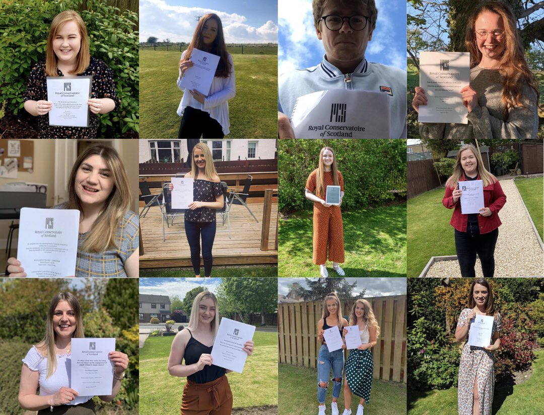 BEdMusicRCS's tweet photo. A selection of our lovely #BEdMus4 students posing with their dissertations! Well done 🍾🎉  @RCStweets https://t.co/PZvMGJXGlx