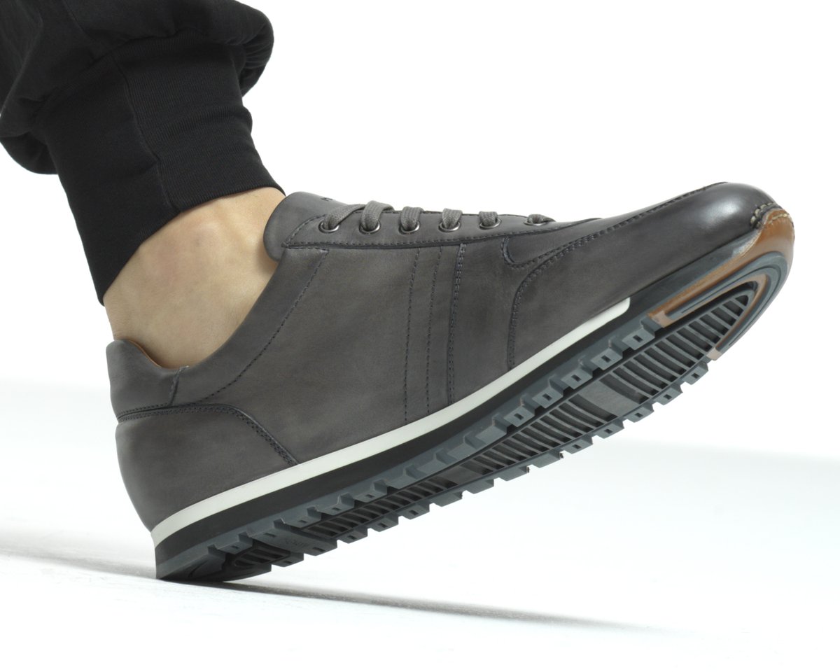 magnanni black sneakers