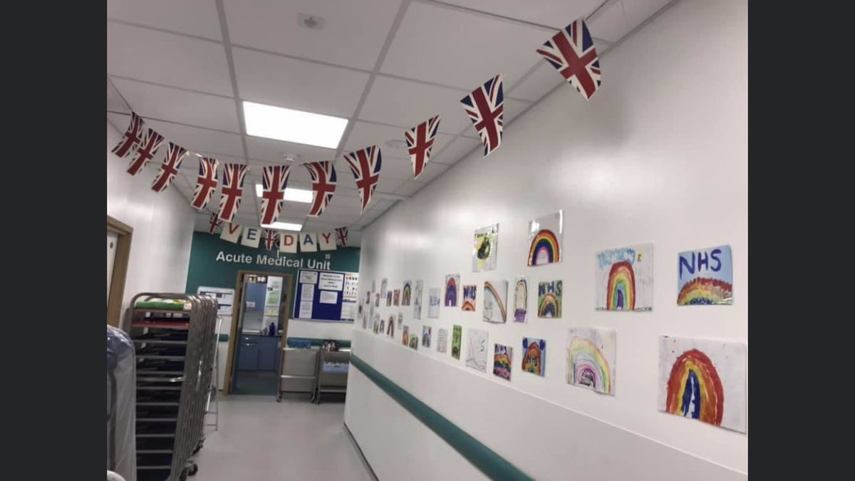 sarahdale21's tweet image. VE Day celebrations on AMU! Afternoon tea for the patients! @RDEMedicine @RDEhospitals #VEDay75