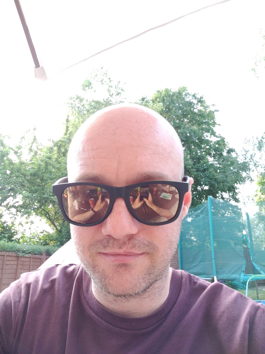 me02jg's tweet photo. @Jimllmixit You need a proper lockdown haircut though... https://t.co/8WvNJKNLJV