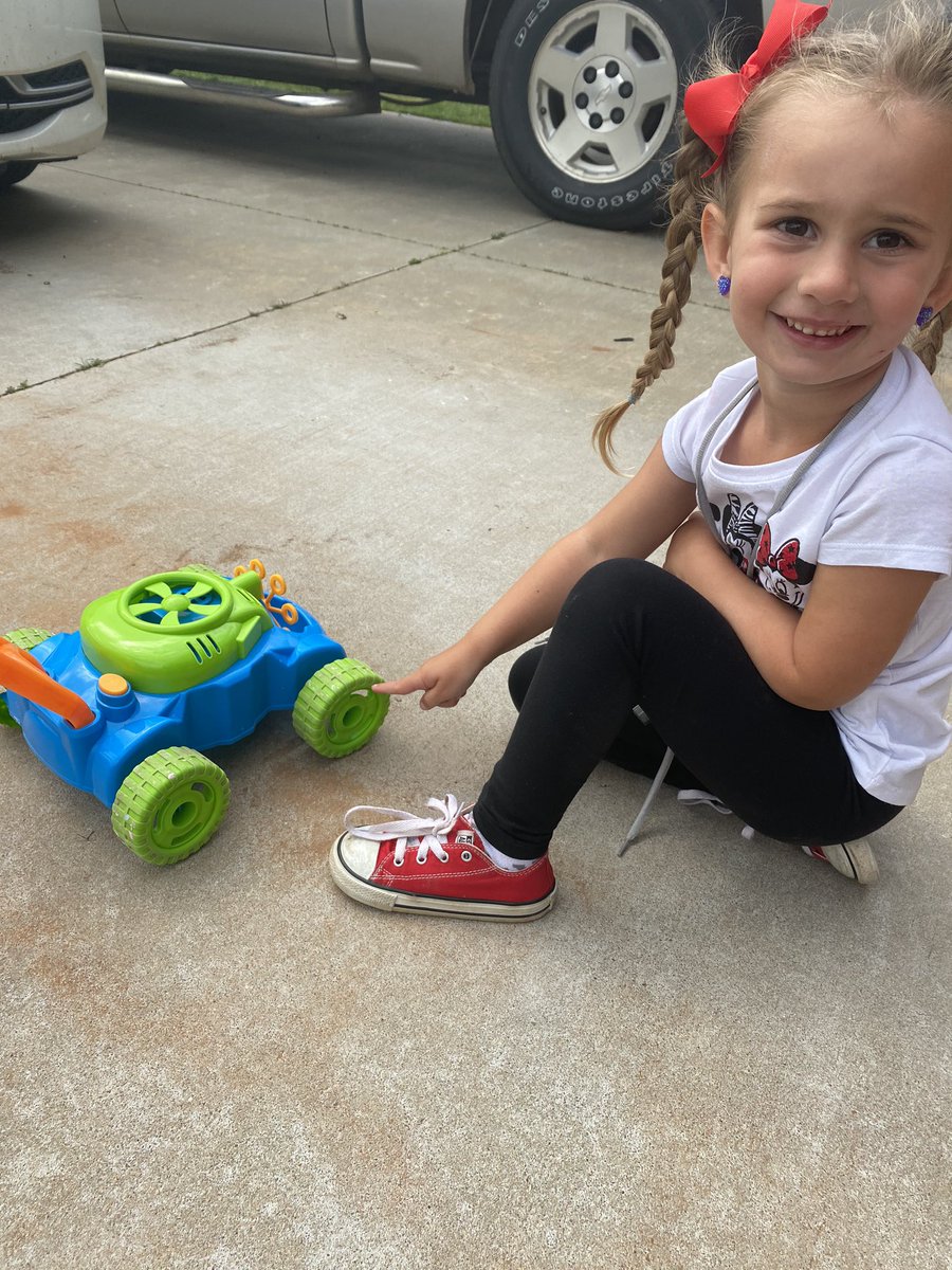 National Field Day is TODAY!! Head to Facebook to watch our video!! Here are some pictures of our Scavenger Hunt. Let us know what activity was your favorite!! #NationalFieldDay <a href="/OPENPhysEd/">OPEN Phys Ed</a>