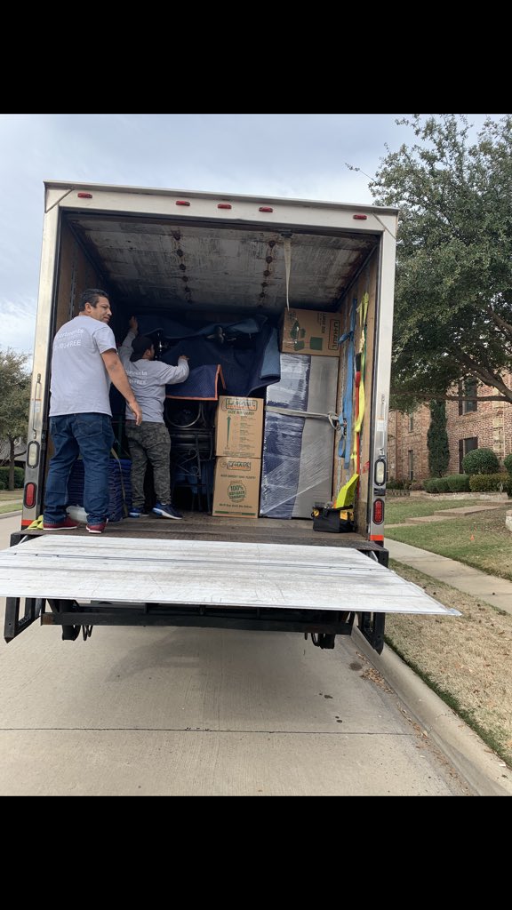 MovePlaceRyan's tweet image. We handle your possessions as if they were ours! #DallasCowboys #Dallasmoving #DallasTX #Movers #DFW #dallasbarbershops #Dallas #TexasRangers #Mavericks #dallasisdcheckin #StaySafe #COVID19 #Bitcoin #Dallastexas #Arlingtontxbarber #Ftworth #