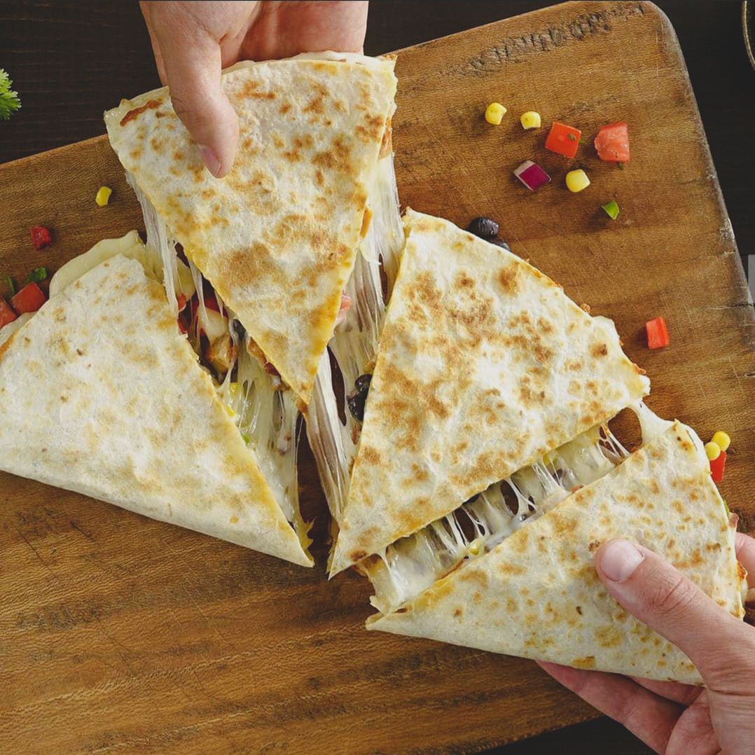 QdobaWpg's tweet photo. Lightly grilled. Cheese melted to perfection 🧀. Jam-packed with all the flavor you can handle 😋.
#qdobawpg #delicious https://t.co/6pjXLGnrxr