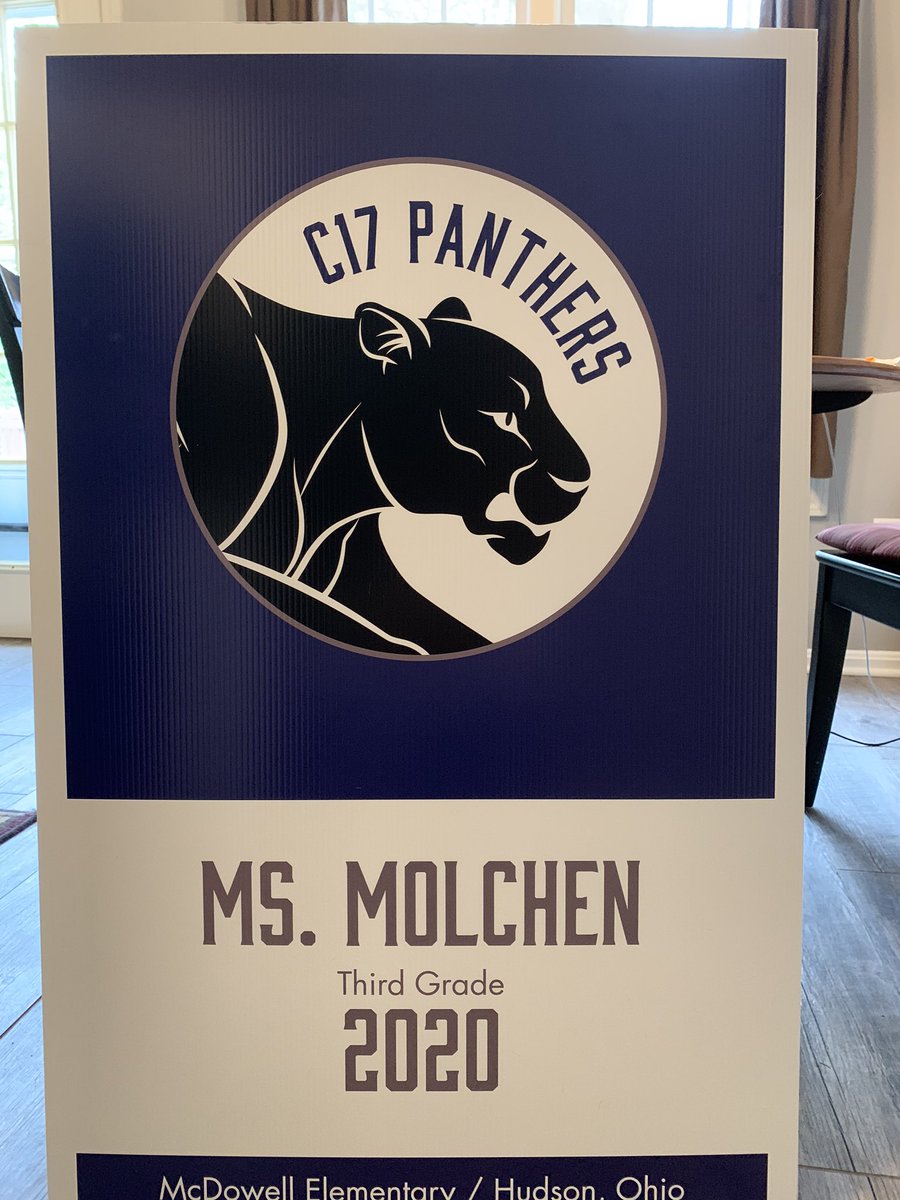 MichelleMolchen's tweet photo. I just got a special delivery!
Thank you C17 Panthers π
I miss all of you SO much! #McDPride https://t.co/W62CHoOVwy