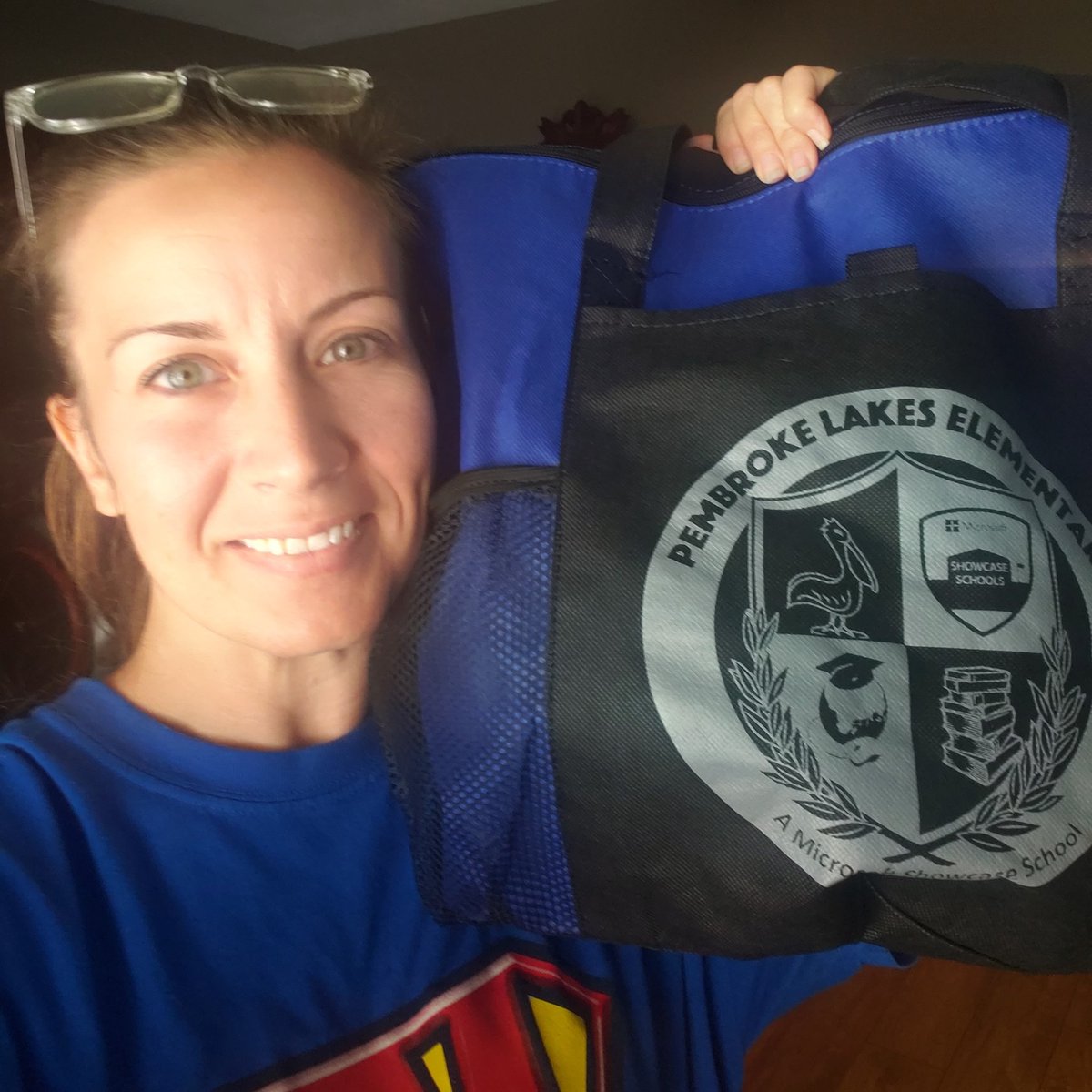 ❤Feeling the Love ❤ Teacher Appreciation Drop off from: Mrs. Wagner and Ms. Cooper <a href="/proudprincipalw/">Marsha Wagner</a> <a href="/llc729/">Dr. Lacresha Cooper</a>