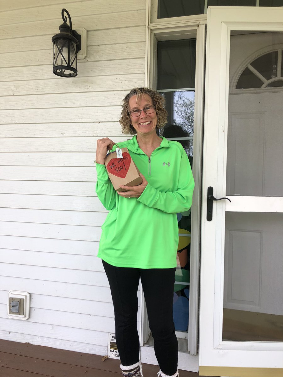 samyanderCL's tweet photo. So many #Lakecrew smiles during staff appreciation deliveries this past week.  Thank you to all who contributed to this special week. @CrookedLakePTO #CLSGreats #AHSchools https://t.co/Tbi6jVgUDq