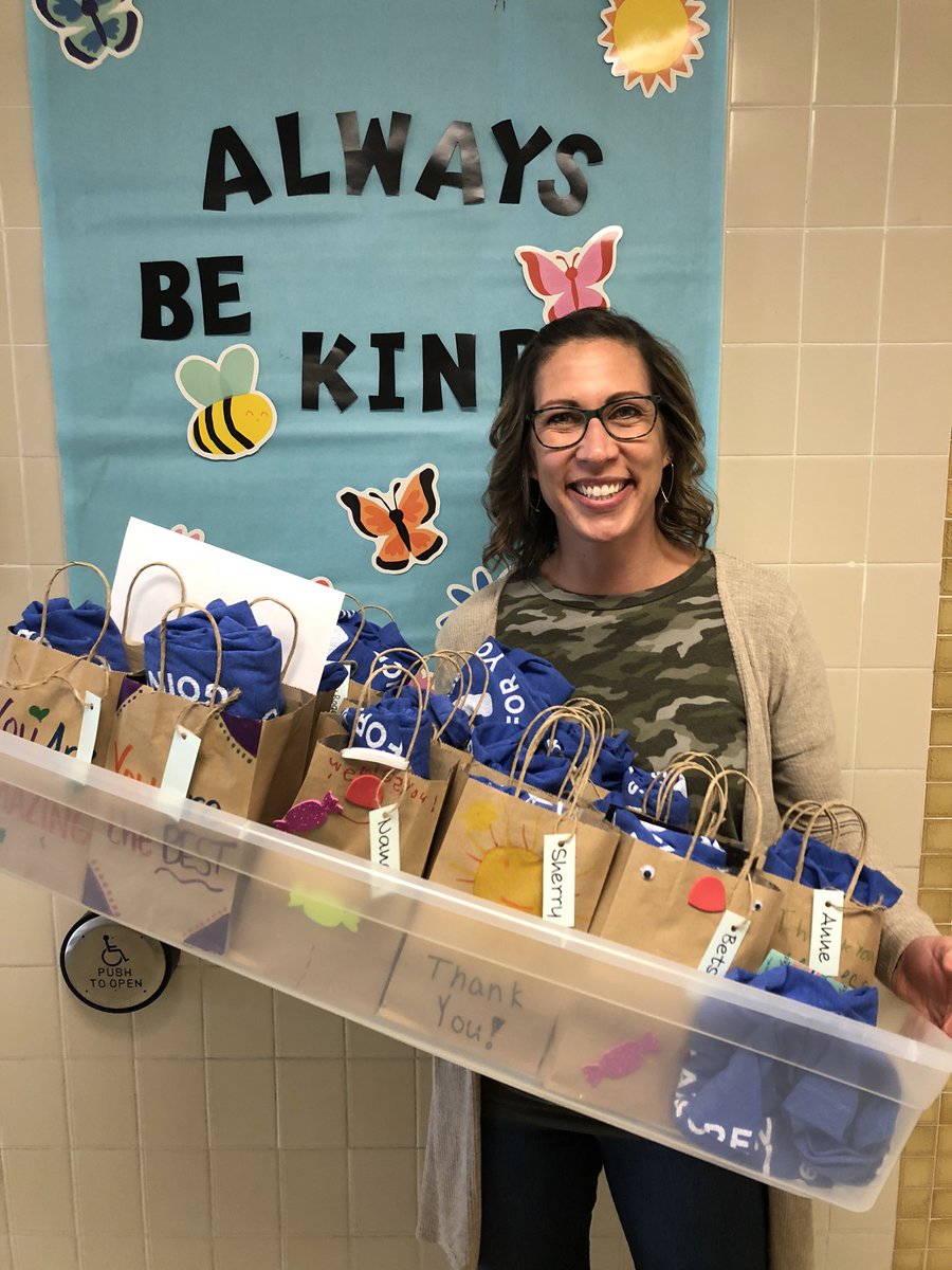 Sam Anderson (@samyandercl) on Twitter photo So many #Lakecrew smiles during staff appreciation deliveries this past week. Thank you to all who contributed to this special week. <a href="/CrookedLakePTO/">Crooked Lake PTO</a> #CLSGreats #AHSchools So many #Lakecrew smiles during staff appreciation deliveries this past week. Thank you to all who contributed to this special week. <a href="/CrookedLakePTO/">Crooked Lake PTO</a> #CLSGreats #AHSchools