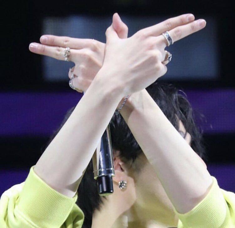 mi_happy_7's tweet photo. 💚Happy 6th anniversary💚

#6thYearAsAhgase #6thYearWithGOT7 #GOT7   @GOT7Official https://t.co/nUprqw5EZG