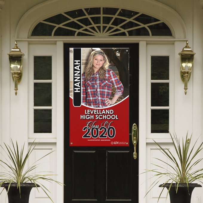 gfxphotoco's tweet image. Did we mention free shipping? We are offering free shipping to you for a limited time on our Door Banners. You can go to shop.gfxphotoco.com to order your Door Banner. We can customize it to fit your needs. Contact us today!!