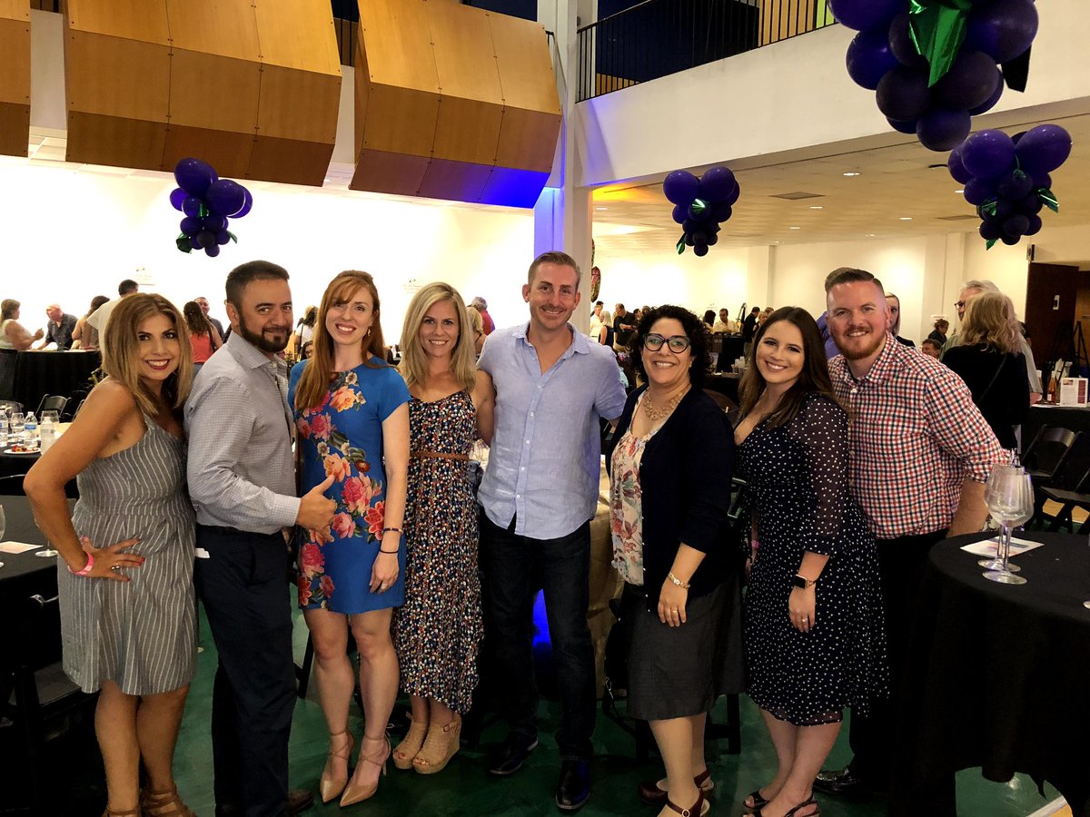 acalagias's tweet photo. #FBF @CircleofHopeInc knows how to celebrate and fundraise! @LogixFCU staff is always proud to participate in #V2W. We're looking forward to the virtual event 5/30! Get your tix now: https://t.co/bDBlMWewUA. Logix returns as presenting sponsor. π₯³ #orangeweglad https://t.co/KlMbJKddK0