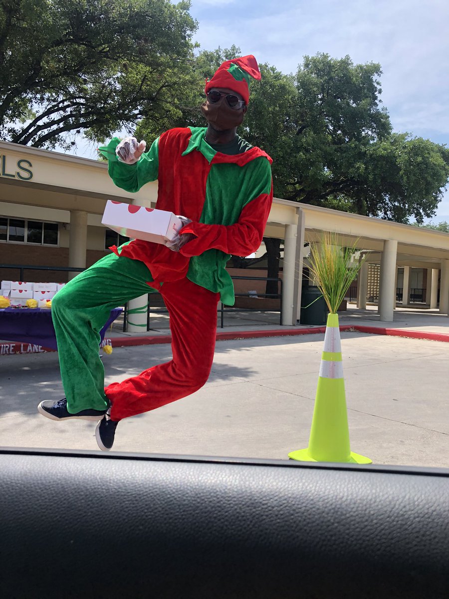PenaNISD's tweet photo. Went the the teacher appreciation drive @NISDRoss and I couldn’t feel more spoiled.I got so many goodies and Chick-fil-A by this amazing person @srdeannis dancing, caught him in mid air!😁  @forteganisd @alvareznisd @SheilaYeager1 @ela_chapanisd @AP_CardenasRoss @ElsaeEscobedo2 https://t.co/GM6goT6GBF