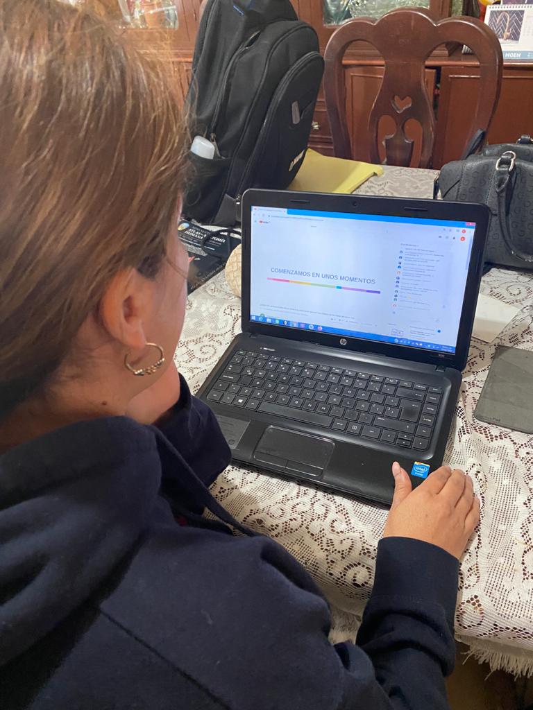 262Epo's tweet photo. ¿Como hacer frente a la violencia de género? Maestros y maestras de la epo 262 agradecemos a las autoridades el ciclo de conferencias en tiempos de pandemia.
@israeljeronimol
@HectorUlisesCG1 
@NoeOrtegaCamac1 
@jorgegalileocv 
@Edomex https://t.co/o3AuttMOXT