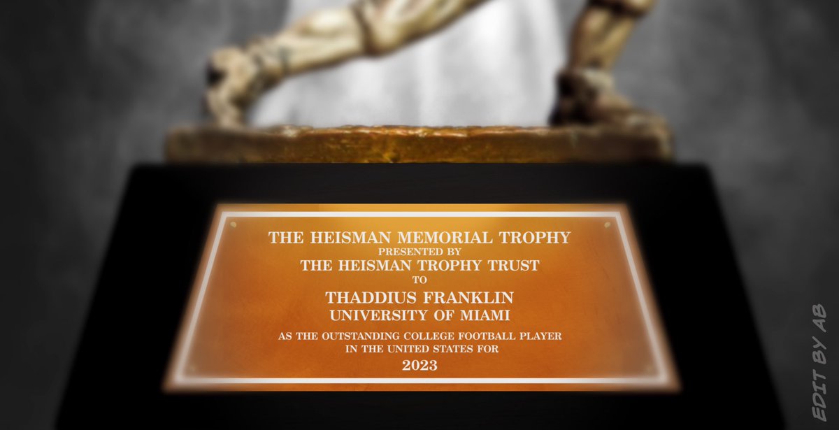 Adryn3000's tweet photo. Whatโs up Canes fans!? What do you guys think??? @CanesFootball @Gucciboypopo #GoCanes #SocialDistancingEdit #HeismanSeries #INeedPhotoshop ๐๐ผ https://t.co/gz2wbPjHDr