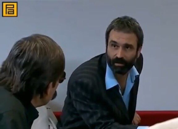 nocontexttkv's tweet photo. Ağaa bu adam öyle oturup ağlayacak, yas tutacak bi kişi değil. en son yas tuttuğu gece 6 babayı öldürmüş. https://t.co/G1tX6qkhRT