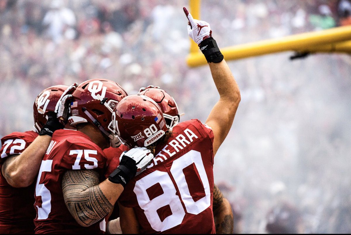 grcalcaterra's tweet photo. Officially an OU Graduate. Thank you to The @UofOklahoma and @OU_Football for the best 3 years I could ask for. I’ve built relationships and made memories that’ll last a lifetime. I’ll be back. #Boomer https://t.co/HgKNpfPzju