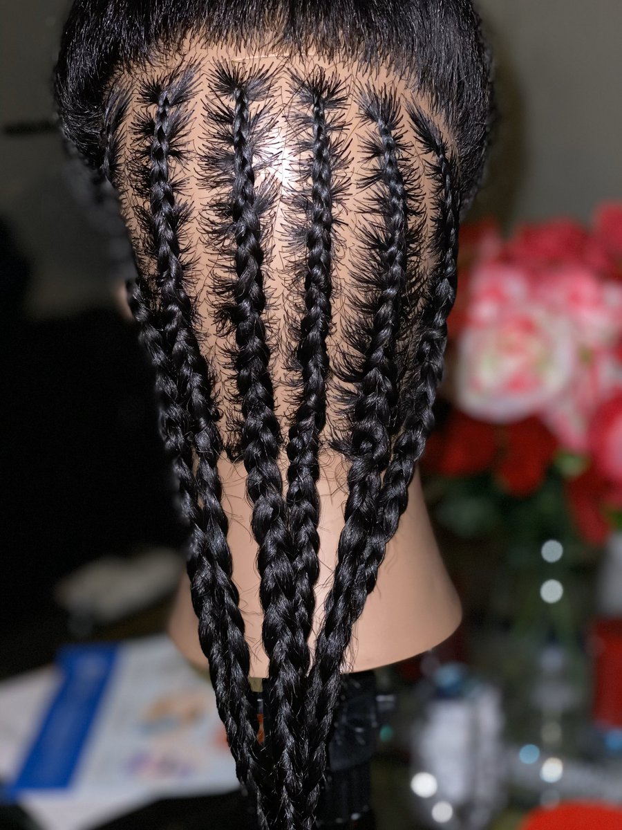 Birahone's tweet image. I took a $5 dollar class that creates a safe space for black girls who never learned how to braid! Yesterday was my first time ever in life doing a cornrow! Baby I can braid from the SCALP NOW 🗣😂🙌🏾  I’m not that black girl no more!
