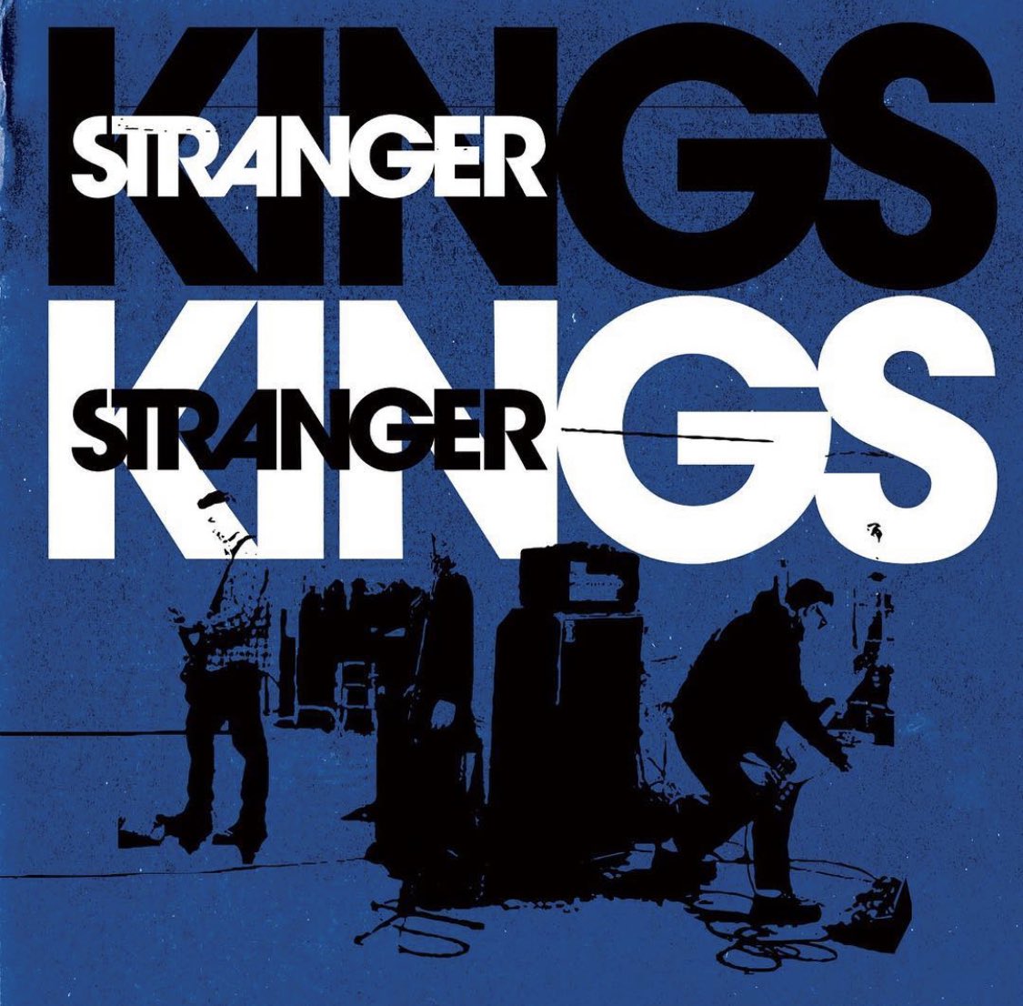 New remix for “She Moves In L.A.” by Dave jy Lee is available for free. strangerkings.bandcamp.com/album/blue-rem…