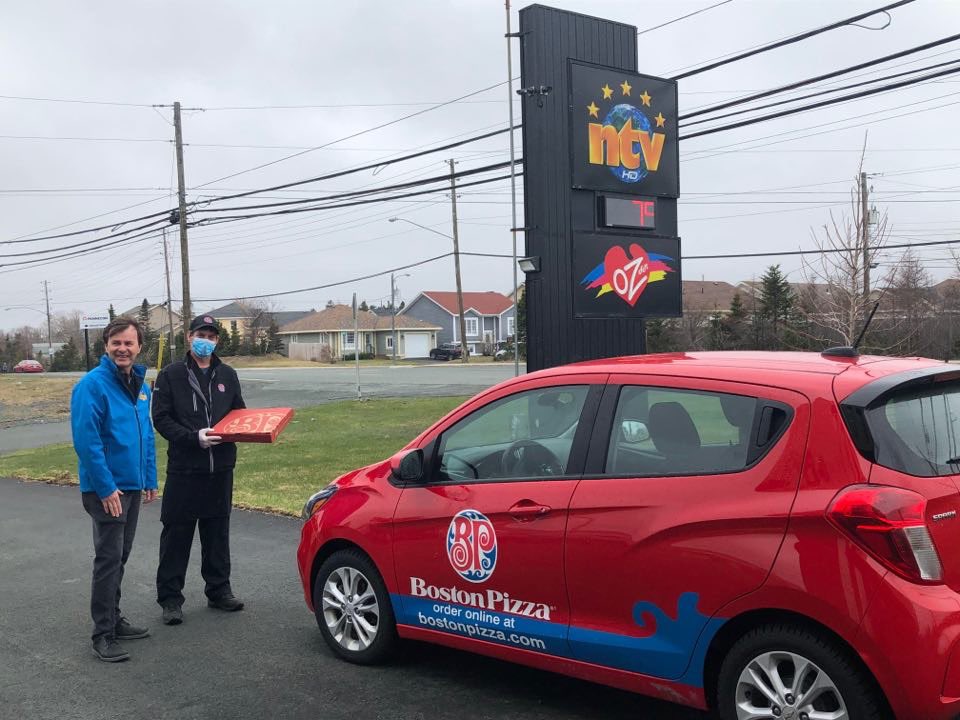 lorilydialove's tweet photo. HUGE thank you to Steve Bennett & crew at Boston Pizza for the special delivery to our essential workers at Stirling Communications Inc! โค๏ธโค๏ธ
You are so considerate and we are so thankful for your kind gesture! ๐๐๐ป #StaySafe #KindnessInCovid19 #SoThoughtful #SteveRocks #ThankYou https://t.co/l0MQYz9qzC