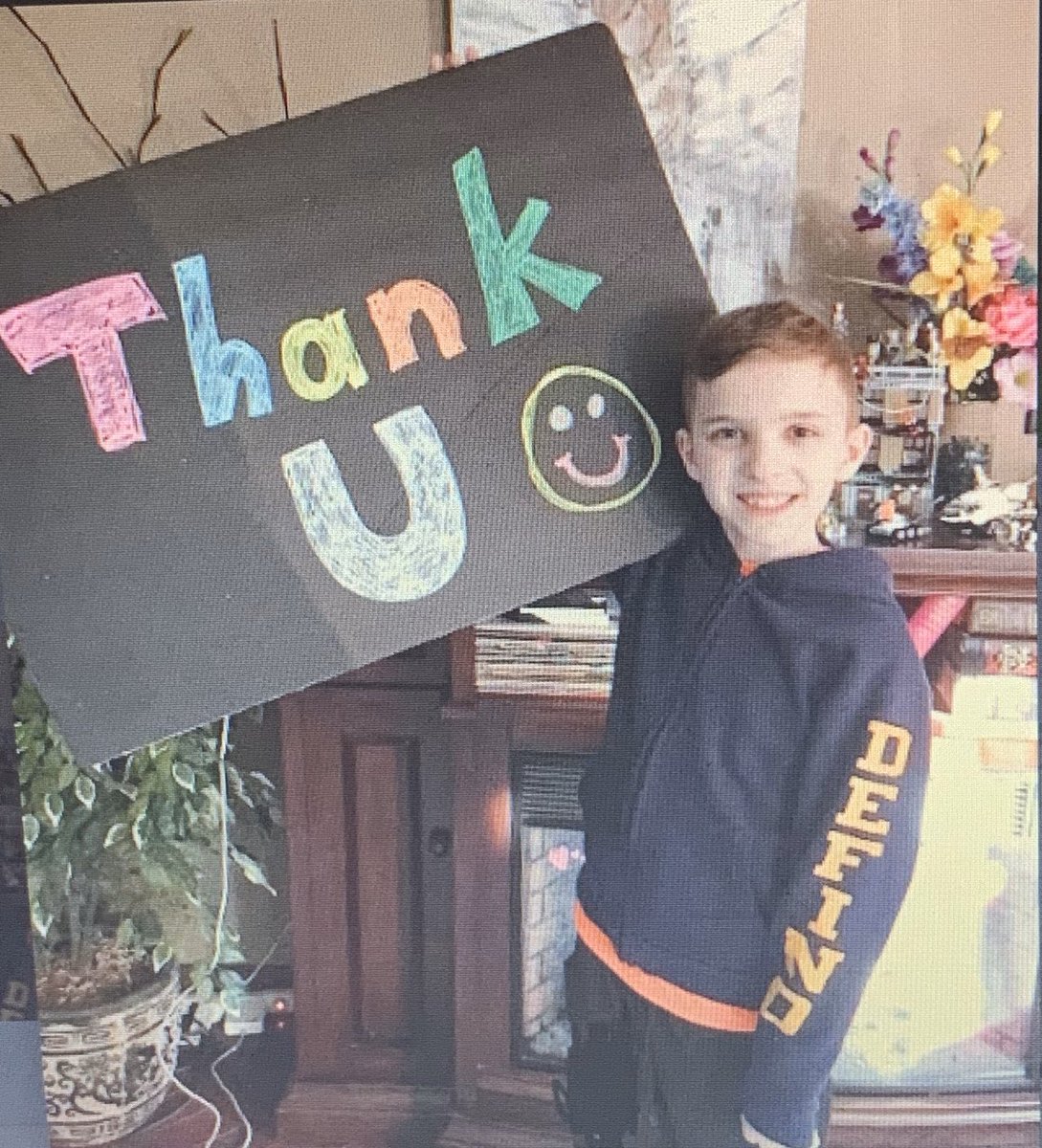 Lisa Llano tweet media