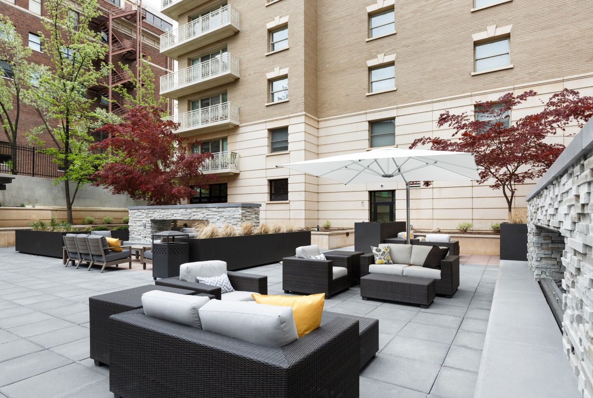DesignWestArch's tweet photo. And it's done! The Eagle Gate Apartment Renovation project turned out so good, we couldn't be happier. Every detail in this design works together perfectly to create a comfortable living space for the residents of Eagle Gate. https://t.co/IthheAnwDx