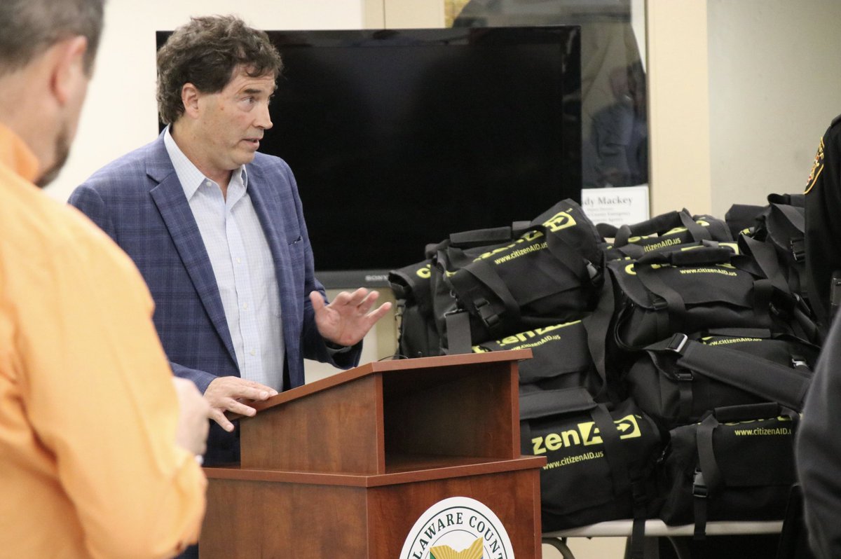 RepBalderson's tweet photo. Granville-based @citizenAIDUSA empowers ordinary citizens to save lives in emergencies. If your family is looking for something to do at home, consider their "Quarantrain" program:
🕜30 minutes
💵$14
👩‍🏫They'll also provide a free training to a US teacher

https://t.co/FRG5Xjfg2u https://t.co/WfS3NUXoBF