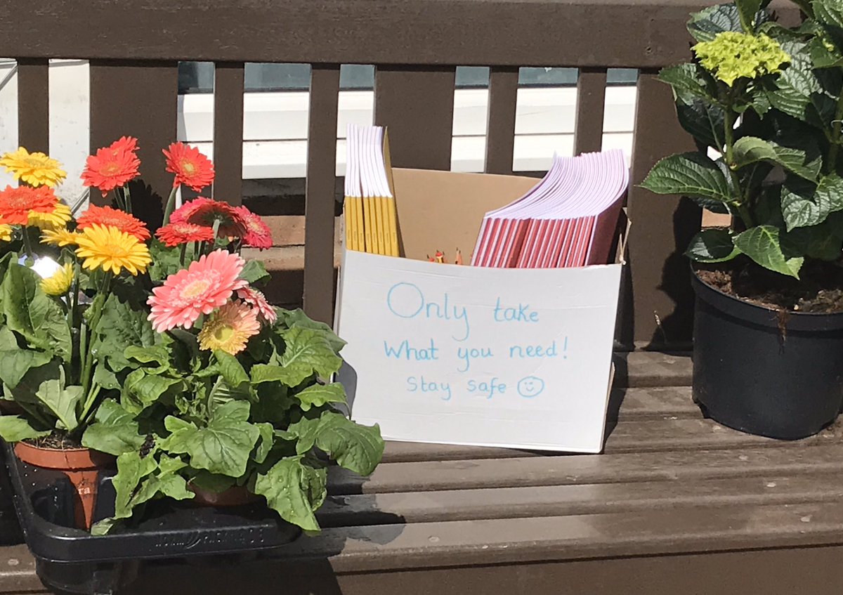 DairsiePS's tweet photo. Big thank you to Lynne and John at Dairsie Mini Mart for being a collection point for resources! Jotters and pencils are available from outside of the shop. Please only take what you need. #DairsieDoesHomeLearning #acommunityconnected https://t.co/H2dluUoni2
