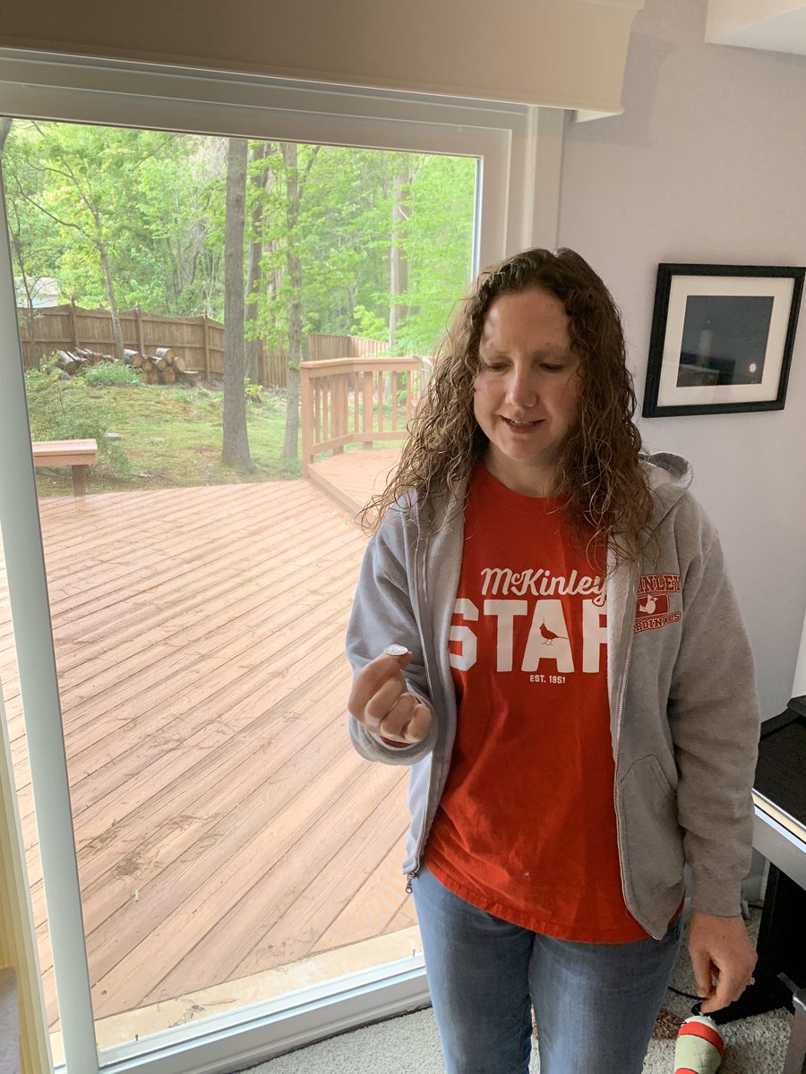 Check out Ms.Bolin participating in the Coin Flip challenge #NationalFieldDay #OpenPhysed @APSMcKCardinals @chbrownmckcard <a href="/APSAubrey/">Mr. Aubrey</a> <a href="/chelseachrist9/">chelsea christ</a>