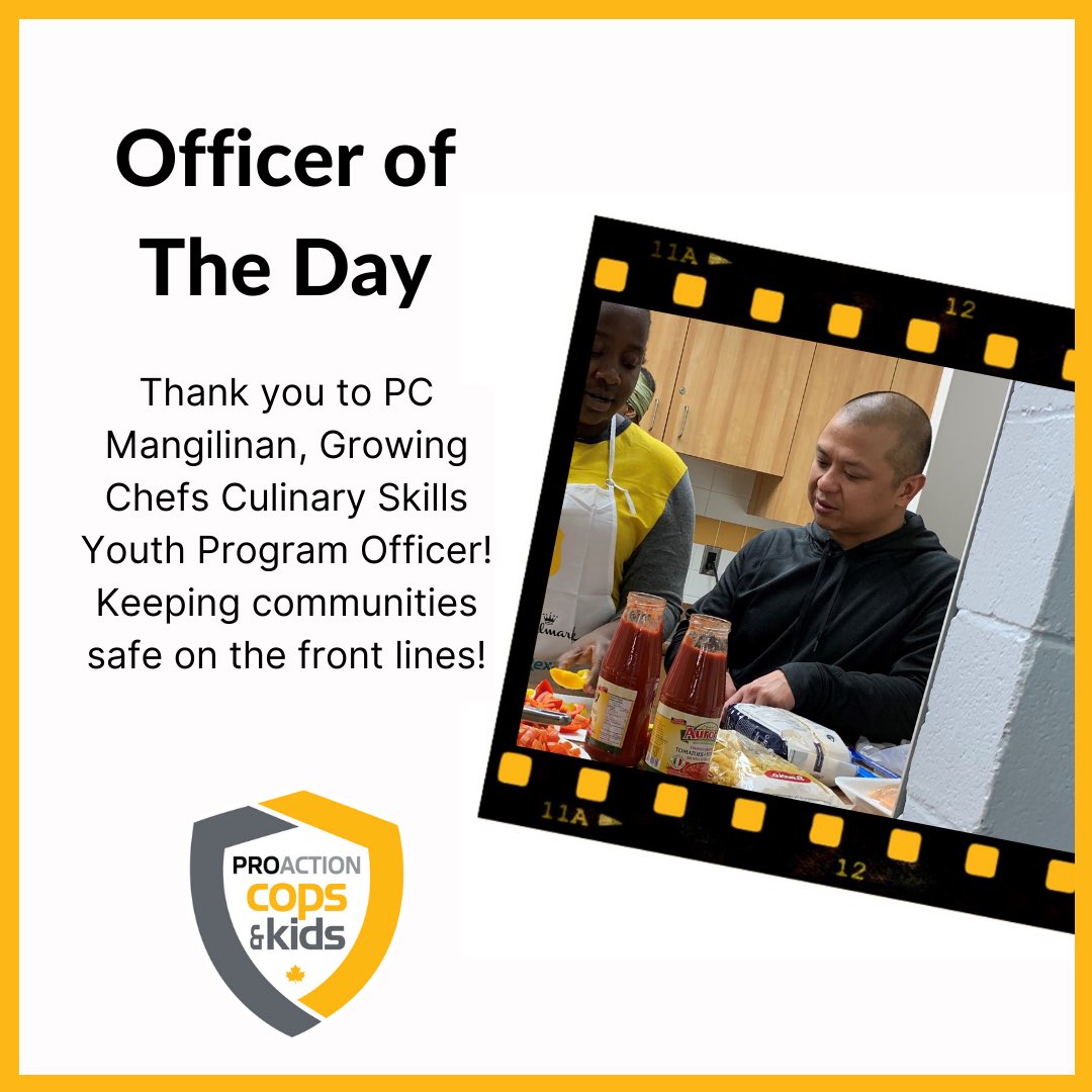 COPSandKIDSca's tweet photo. ProAction Officer of the Day!
 
#ProActionKids #copsandkids #torontopolice #thankyou #firstresponders #growingchefs #falstaffchefs #charity #stayhome #staysafe #wereallinthistogether https://t.co/ifvc6PrI2A