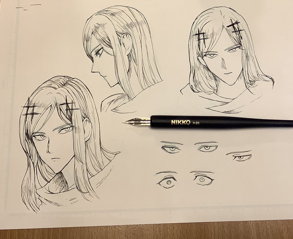 Uzivatel 朽竹イルマ Na Twitteru フラッシュさん描くの苦手なので模写練習してた 久々のgペンとても楽しいんだけど100均の原稿用紙は薄すぎて穴開きそうになるな