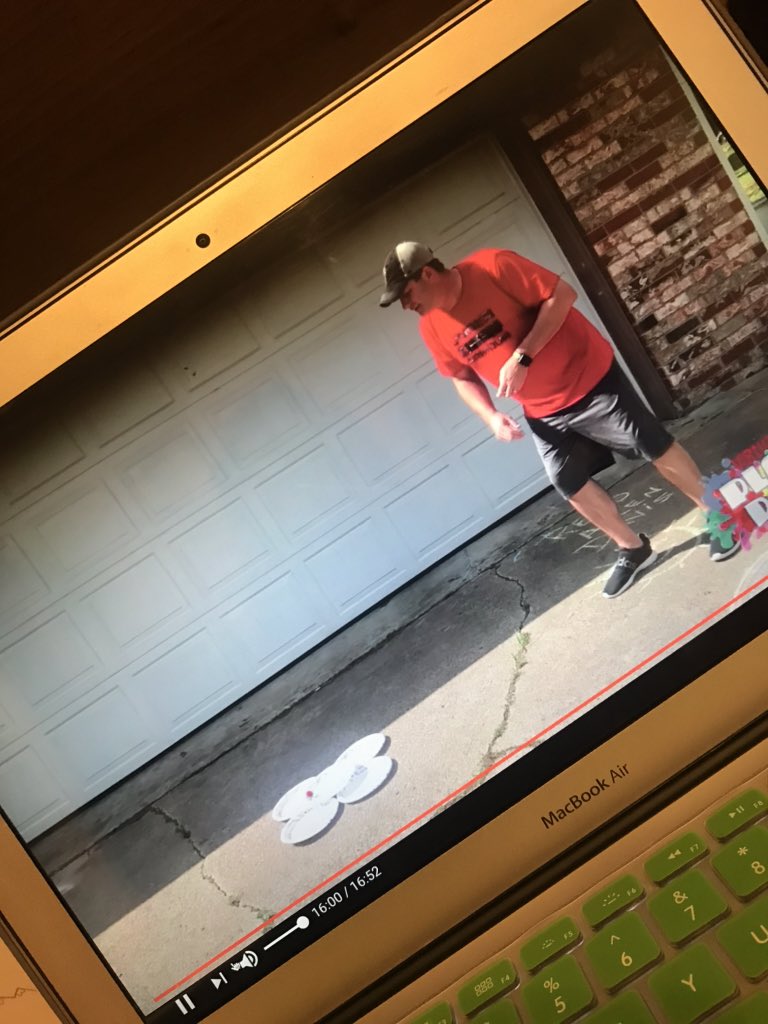 RRuedlinger's tweet photo. Way to go MISD PE teachers and our own Coach Davis for creating a virtual playday for our students and families❤️ #GSOTP #mesquiteisdtx @RDavisOkie https://t.co/a31kpDQLgc