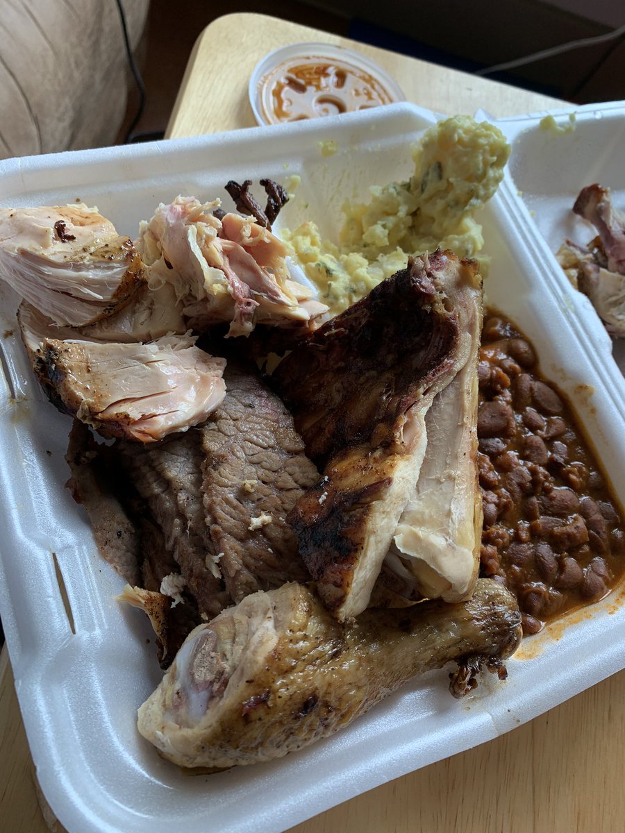 jenniferbeebe13's tweet image. Thank you @Jennifer_Dixon4 @jtoscanog @DrA_Marshall for the lunch!  (And dinner) 😀 #keebleONEteam #aldineisd