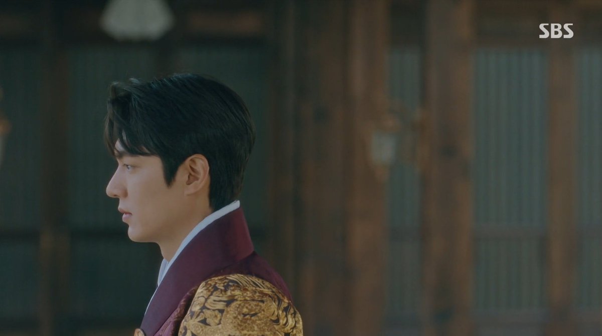 Lee Min Ho in king hanbok and in this place ~work of art  #TheKingEternalMonarch
