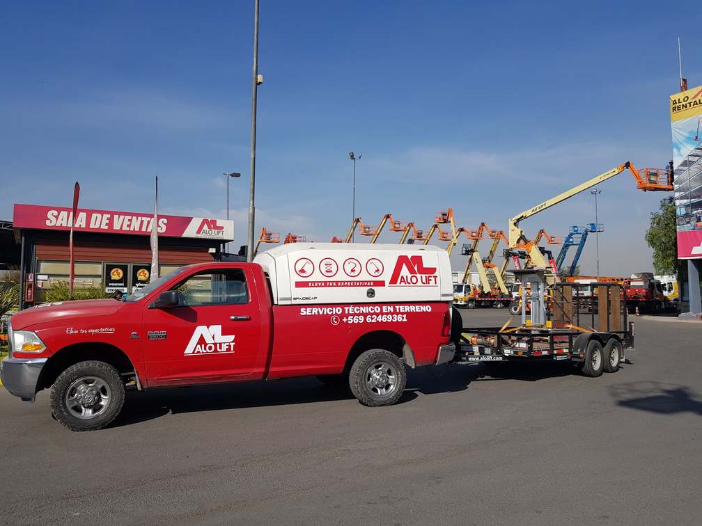 Alo_Lift's tweet photo. Bodegas, centros de distribución o supermercados para mantener un óptimo abastecimiento en emergencia sanitaria, es importante contar con equipos que ayuden al orden, despacho o entrega rápida de productos. Cotice Elevador Personal #ALOLift SP 40 en https://t.co/AiuSRWvX9G https://t.co/CaVnB452Ky