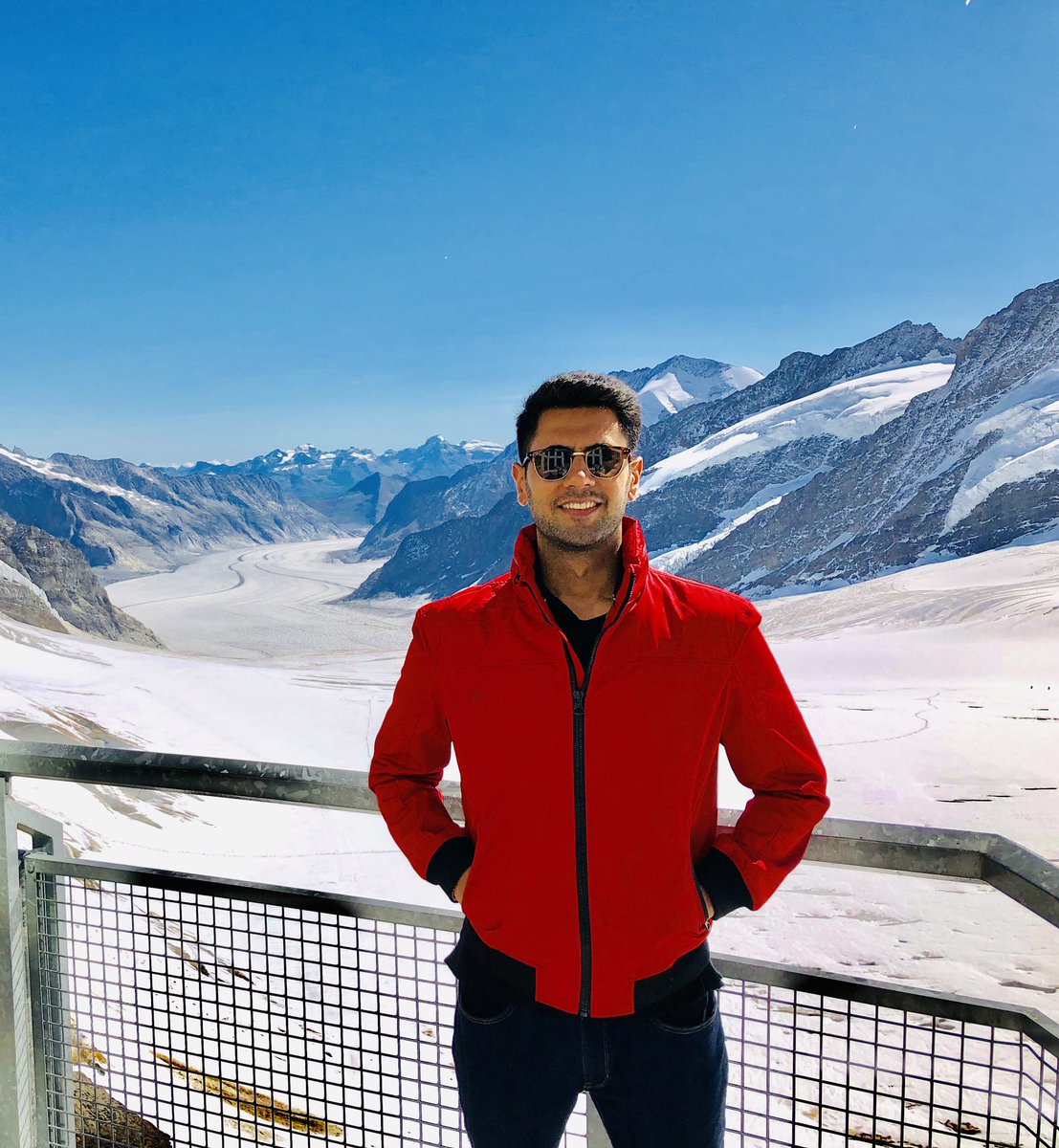 AnkushPassi5's tweet photo. Many feel like writing off 2020 but if you’re looking long and far at a macro picture in life, this could be a year of transition. We need to focus on fundamentals who knows in 2025, we realise that 2020 was when the game changed for you. Build yourself for tomorrow 💯#Covid_19 https://t.co/IoPgd95ghS