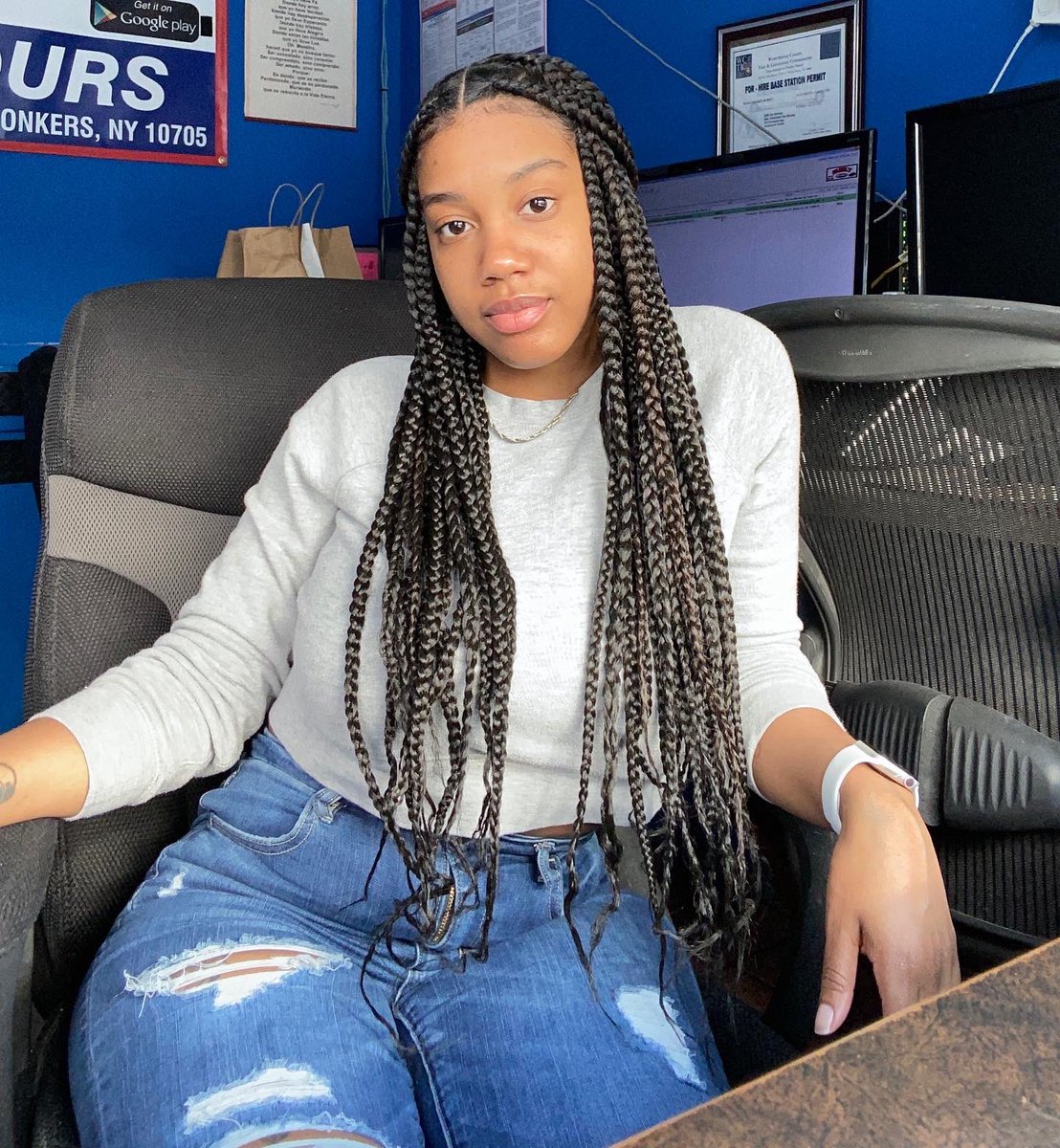 ElsiX22's tweet photo. Your favorite receptionist 🤍. https://t.co/ySpuZAWnde