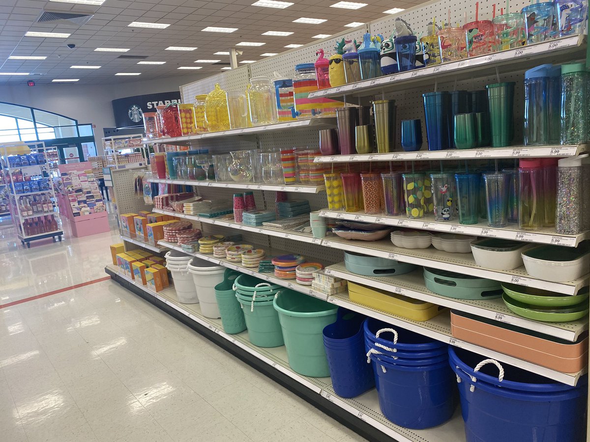 LoganStaple805's tweet photo. Who’s ready to go camping or ready to update the patio decor? Who doesn’t want pandas snorkeling or pineapple everything?  #sunsquad @Meredith_target @Eric_Camarata @APAshleyT1792 @denney_alicia https://t.co/MKJ2hklndc