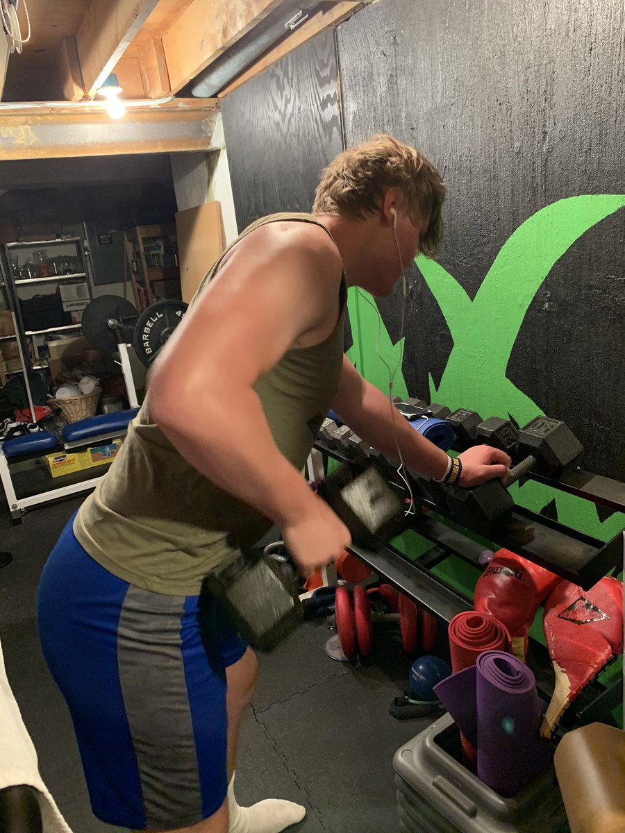 PabstNate's tweet photo. “Strength does not come from winning. Your struggles develop your strengths.” (Arnold Schwarzenegger)
#KeepCrusading @MoellerFootball @MoellerStrength https://t.co/8jF9UMF7TY