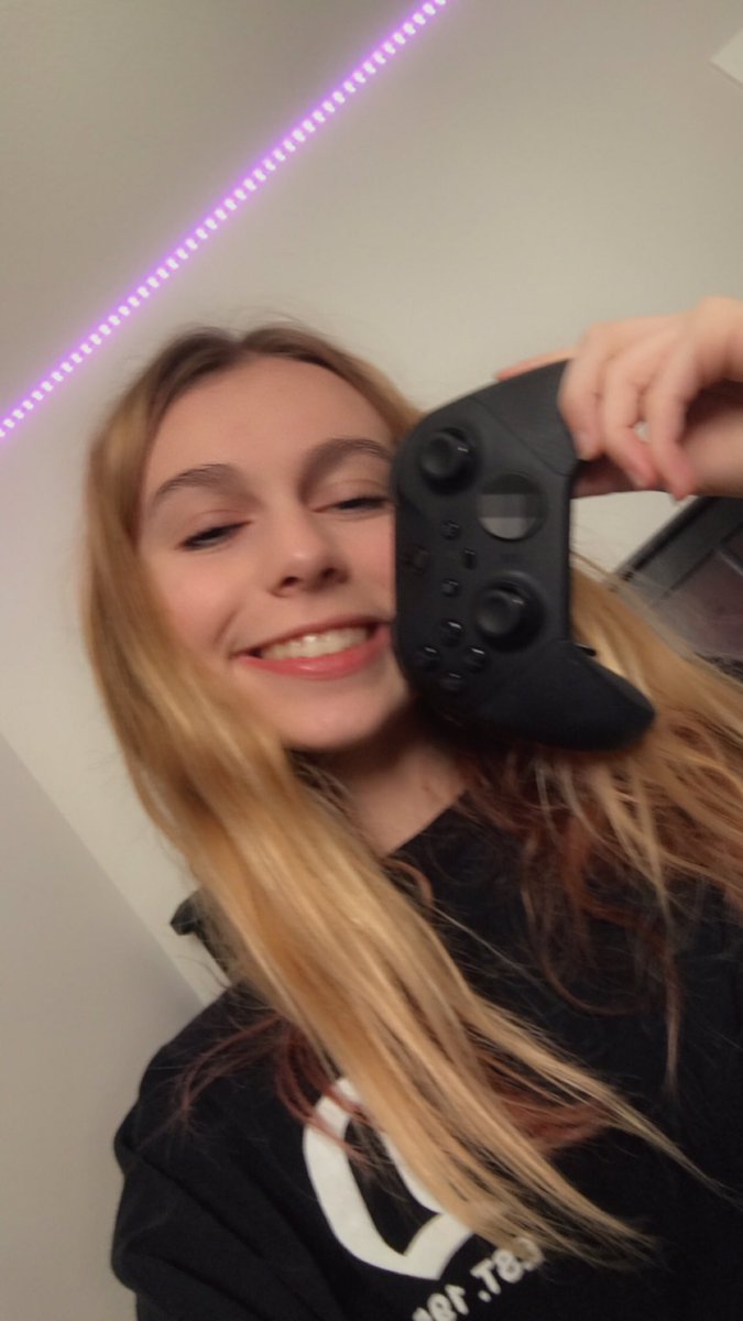 KAYLIN tweet media