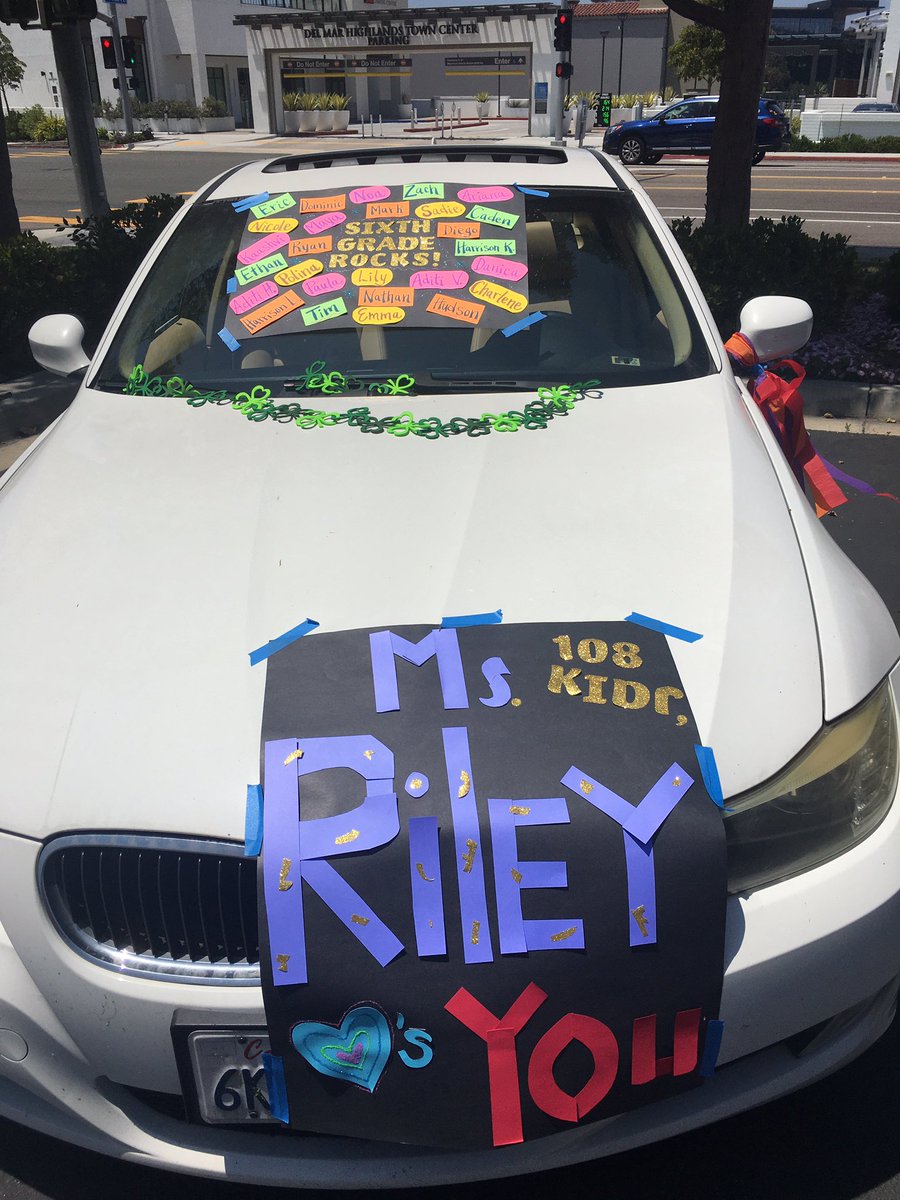 SolanaPacific's tweet image. Solana Pacific Community Parade! Such a wonderdul day to safely see our students and families! We love you and miss you! Stay healthy and happy, Sandpipers! #sbsdedu #sbsdsp