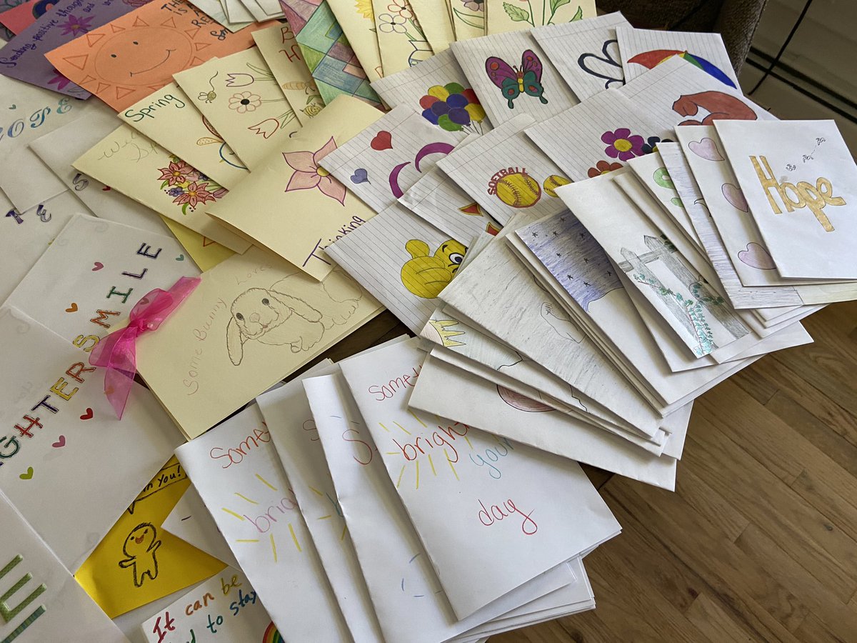 softball_krhs's tweet photo. “Thinking of You” Boxes ready to be delivered! The Lady Cougars spreading a little love to those in need 💕 #KRHSCougarPride #ThisisKRHS @KRHSBosworth @KittatinnyAD https://t.co/d0fKQ1Os5H