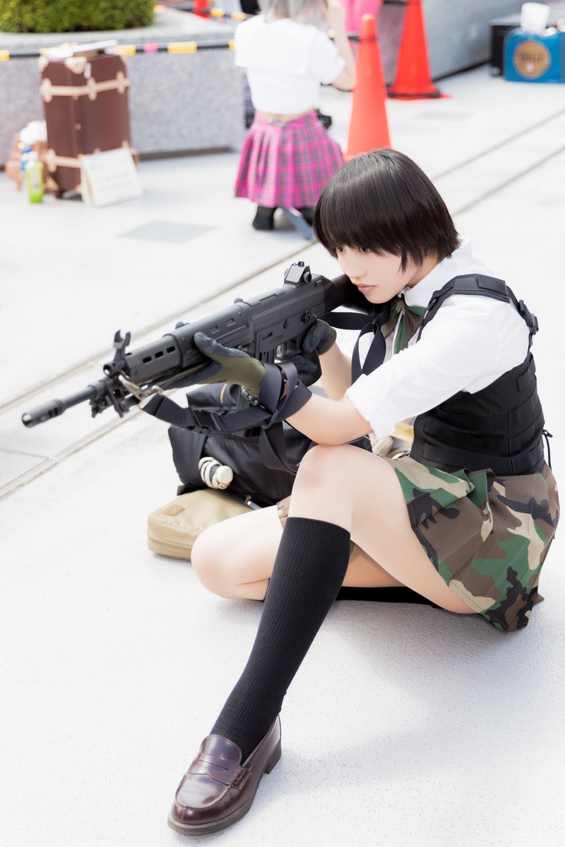 onepiece905076's tweet image. 自粛期間の癒し  4枚目

2017/08/12 C92 2日目

リトルアーモリー風の武装JKっぽいコスプレ

かざりさん（@kazariri)

#C92 #C92コスプレ  #cosplay 
#JK #武装JK #コミケ #かざりすと 
#かざりり #恐ろしく美しい元自衛官